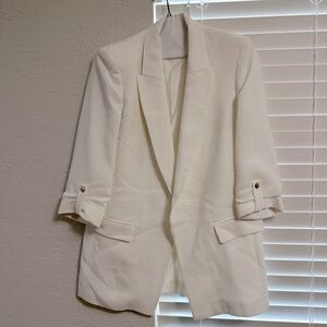 White oversized blazer